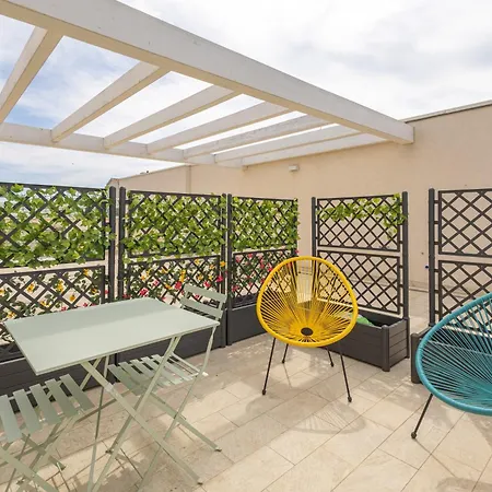 Guest house Bcolors Rooms, Selargius Is Corrias